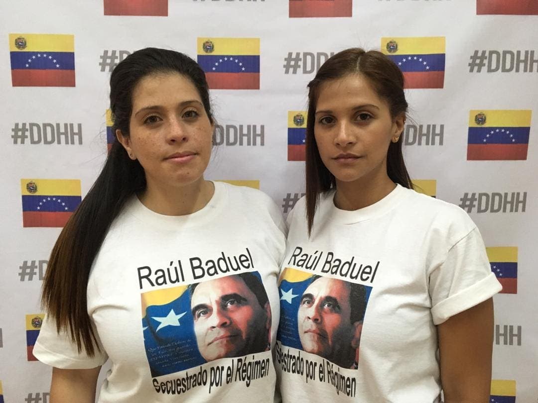 Las Baduel celebran la libertad de los militares de la causa de su padre sin olvidar su deseo de justicia