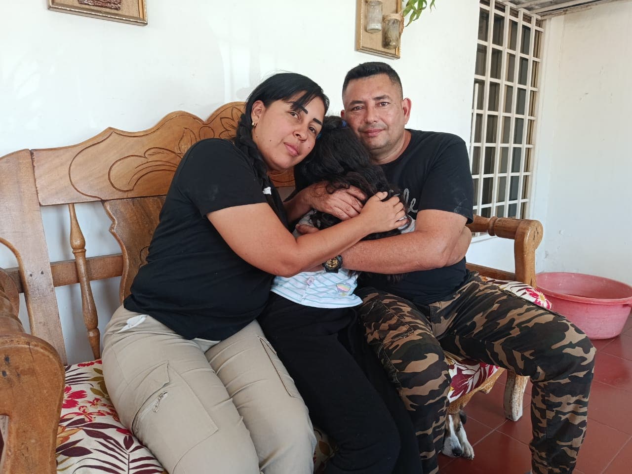 Karen y su familia comienzan desde cero en Aragua tras quedar damnificados por los terremotos
