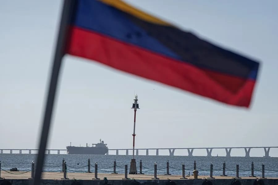 Venezuela sella un acuerdo con ENI como una "importante" apuesta para producir más gas y crudo