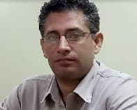 Julio Castellanos: Mensaje al “emperador” y a su “gobernadora”