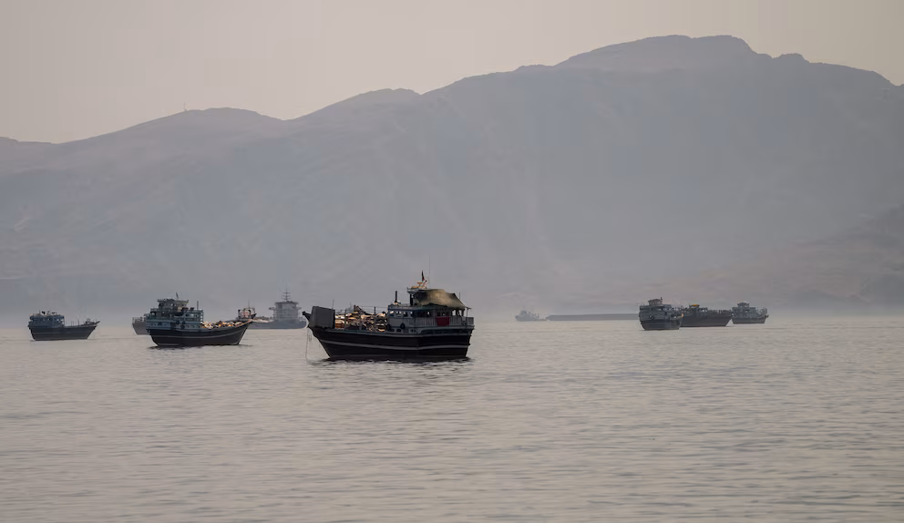 Líderes de Otan instan al régimen iraní a respetar la libertad de navegación en el estrecho de Ormuz