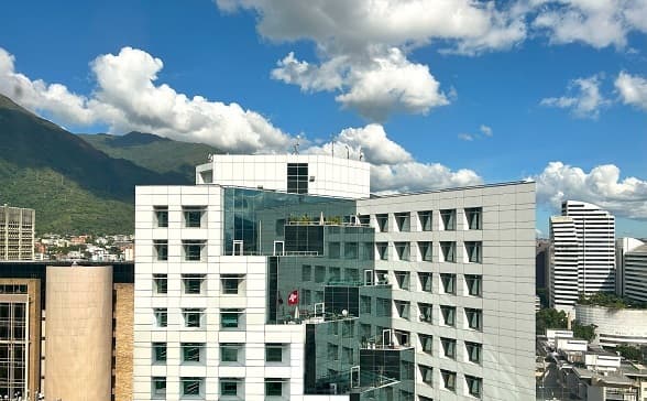 Ecuador reactivará servicios consulares en Venezuela en la Embajada de Suiza en Caracas