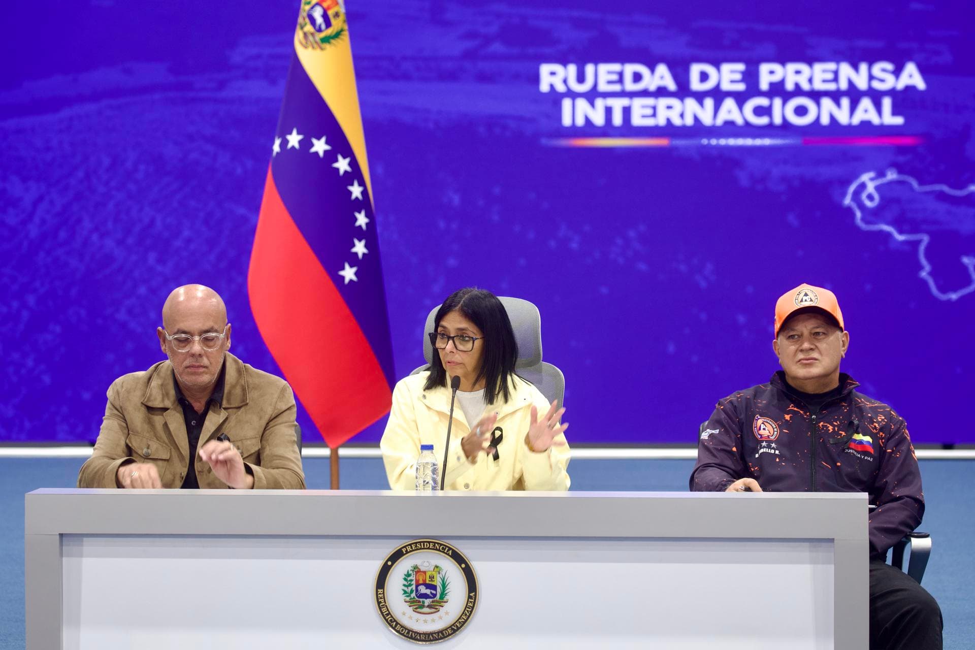 Delcy Rodríguez dice que padece "una afección de salud", pero no reveló detalles