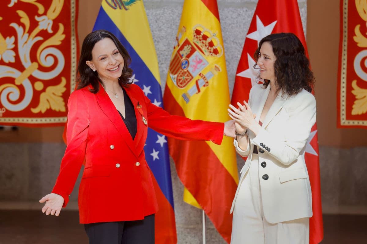 María Corina Machado proclama junto a Ayuso: “Esta tarde comienza nuestro retorno a Venezuela”