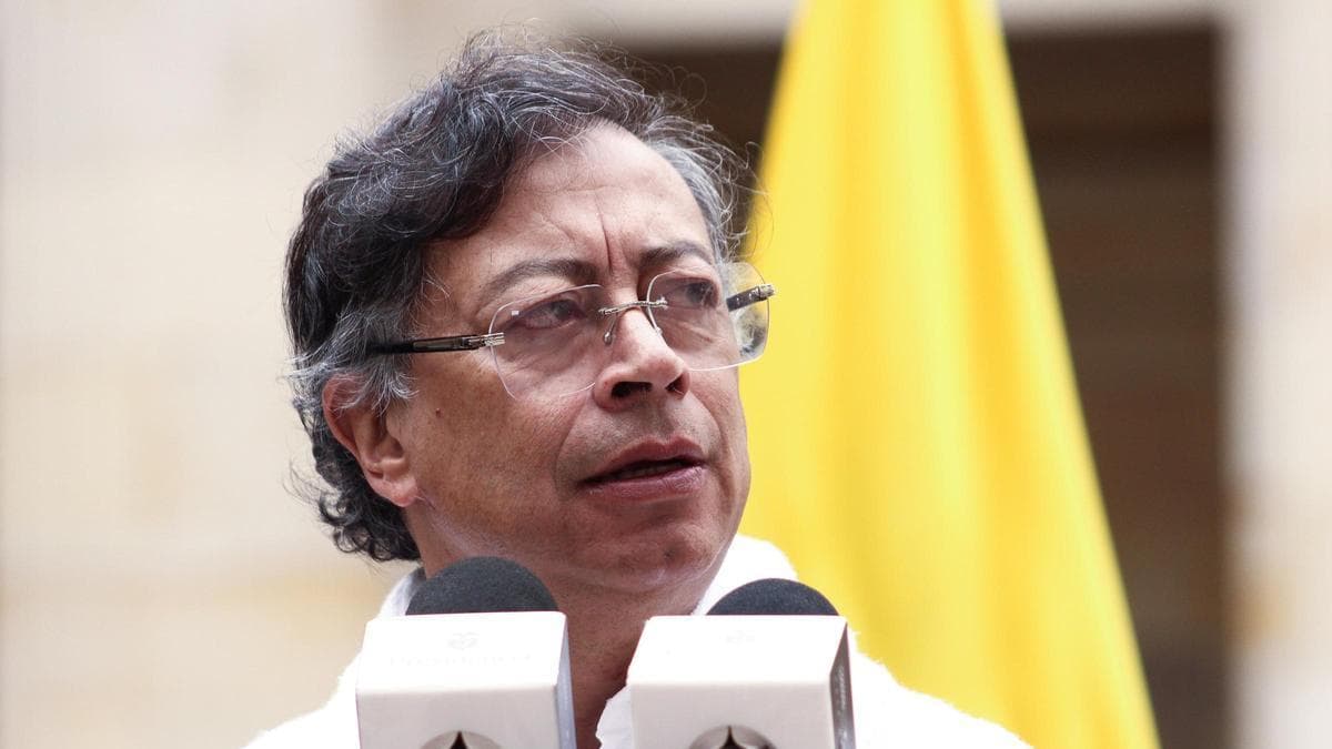 Llega a Venezuela el presidente de Colombia, Gustavo Petro, el primero en la región en ser recibido por Delcy Rodríguez