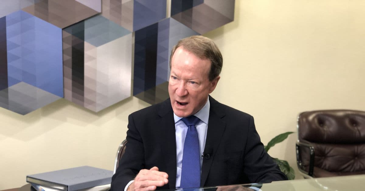 William Brownfield: "Es imposible hacer una transición con los responsables de la tragedia"