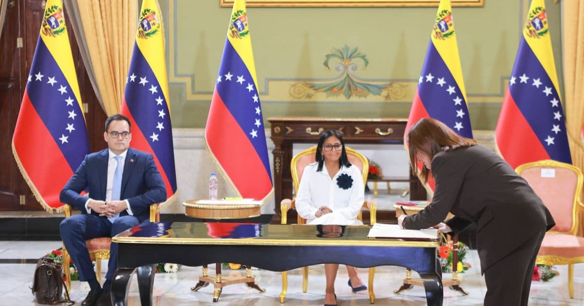 Chevrón afirma que recuperar la producción petrolera en Venezuela depende del regreso de migrantes