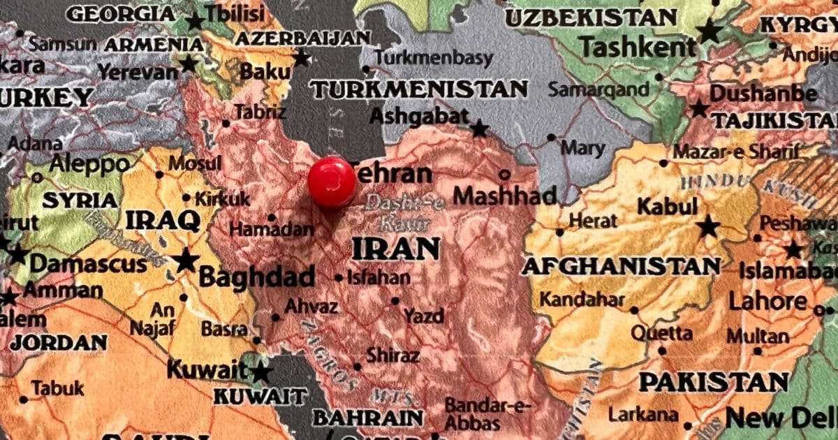 Acabemos con el castrismo para derrotar al Irán islámico