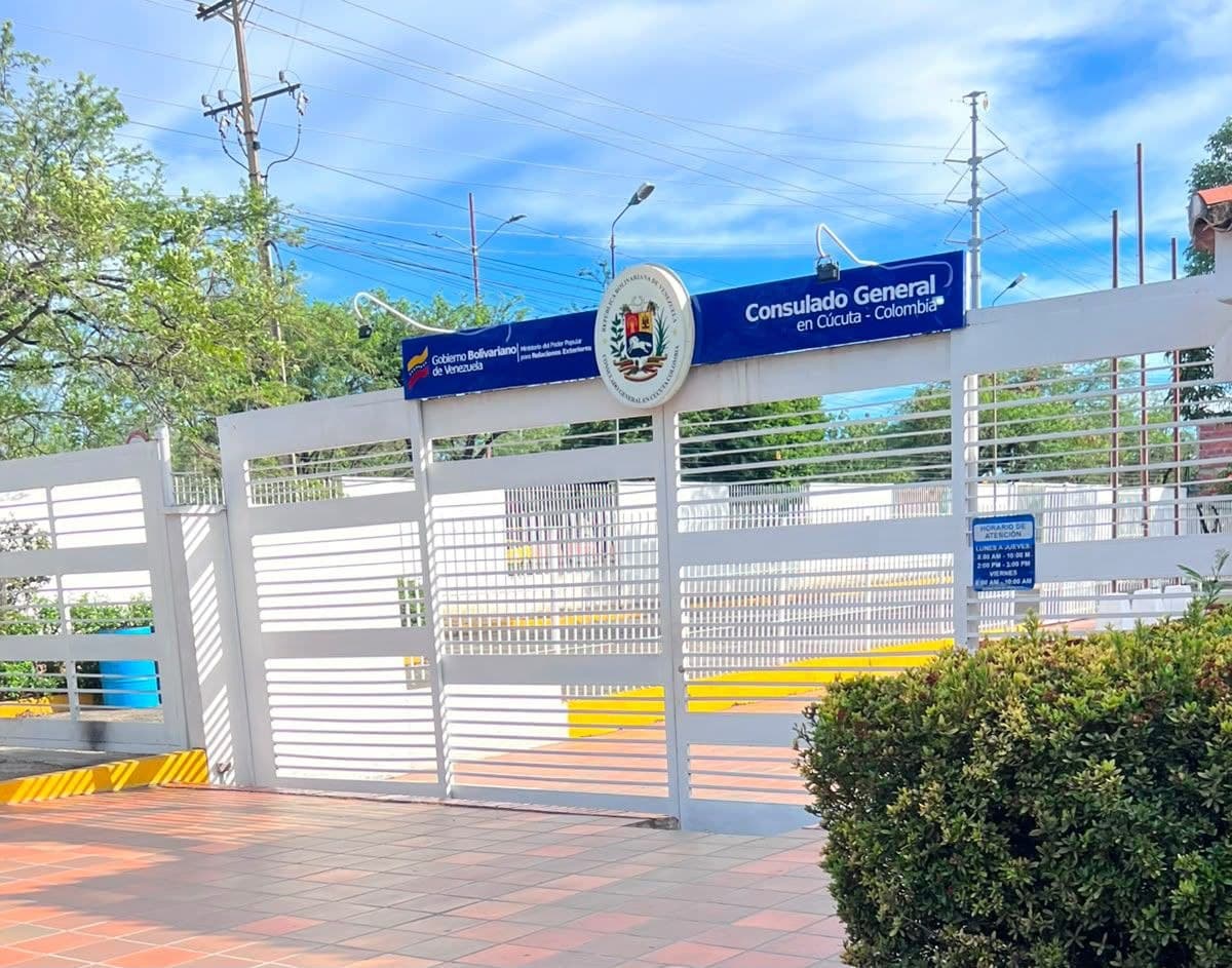 Rescatistas y prensa internacional varados por Consulado de Cúcuta
