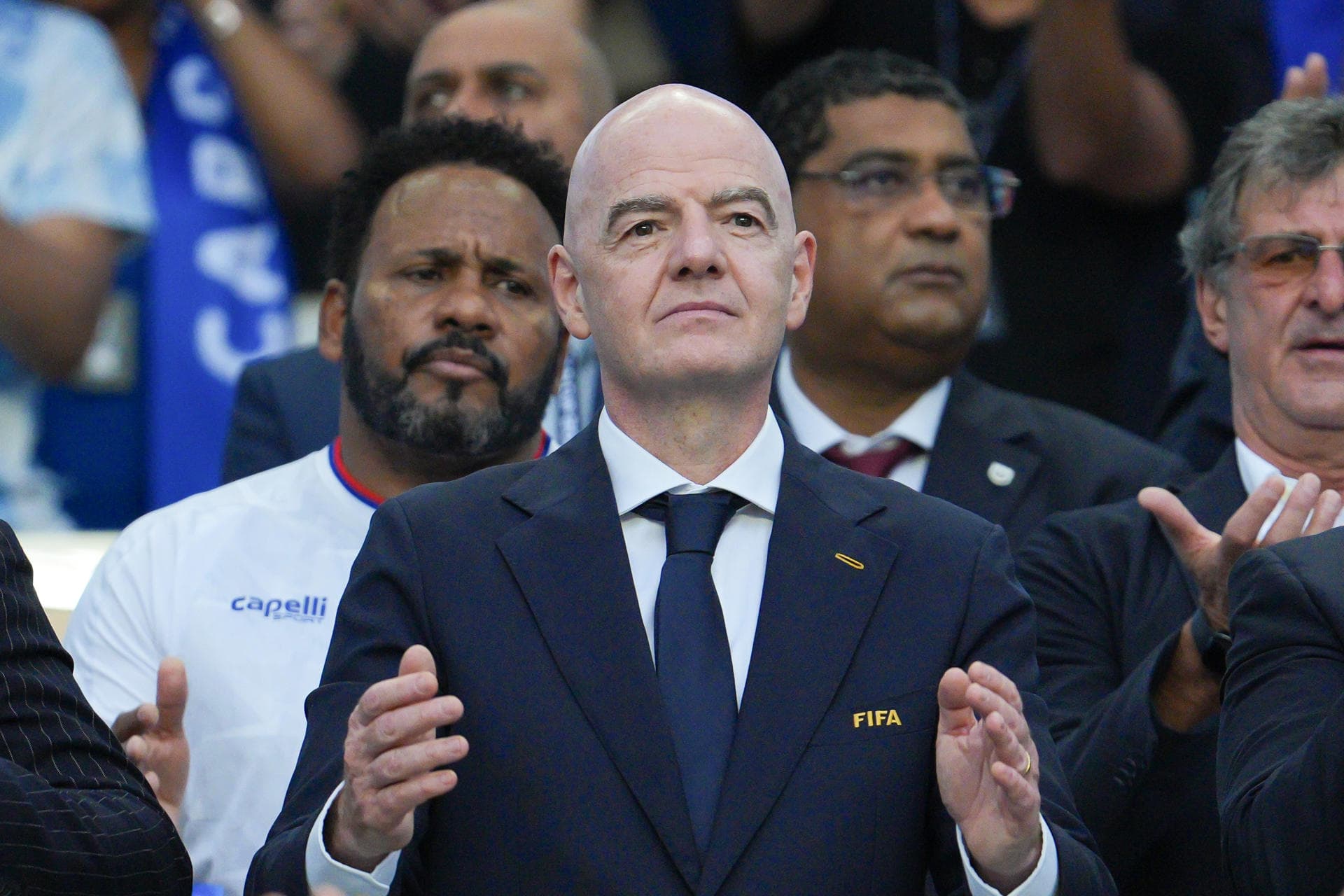 Infantino defendió a Mbappé y pidió combatir el racismo tras polémica con senadora paraguaya