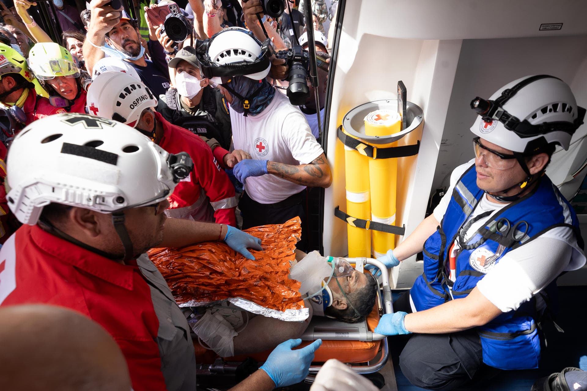 Hernán Gil, el vigilante que se convirtió en símbolo de la esperanza tras terremotos en Venezuela