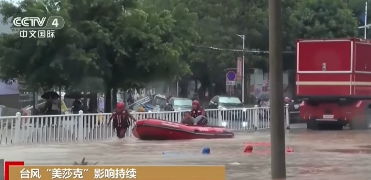Más de 300 evacuados tras colapsar parte de presa en China tras lluvias por tifón Maysak