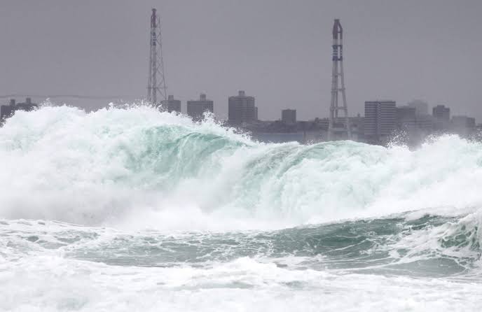 China evacuó a más de 340 mil personas por la llegada del tifón Noul