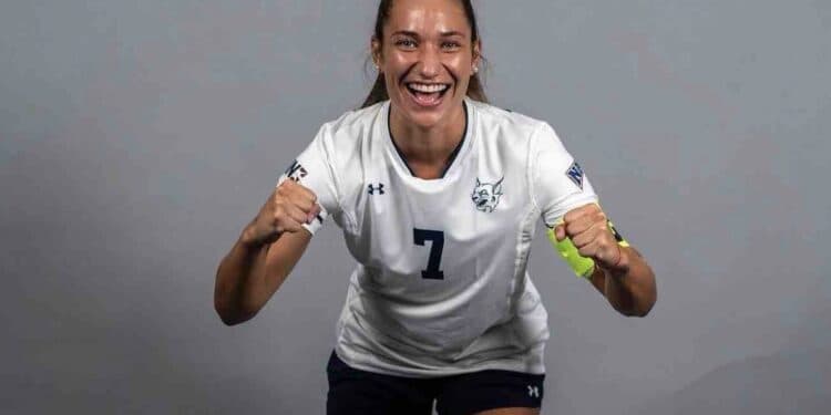 ICE detiene en aeropuerto de EEUU a una excapitana de fútbol venezolana tras fin del TPS