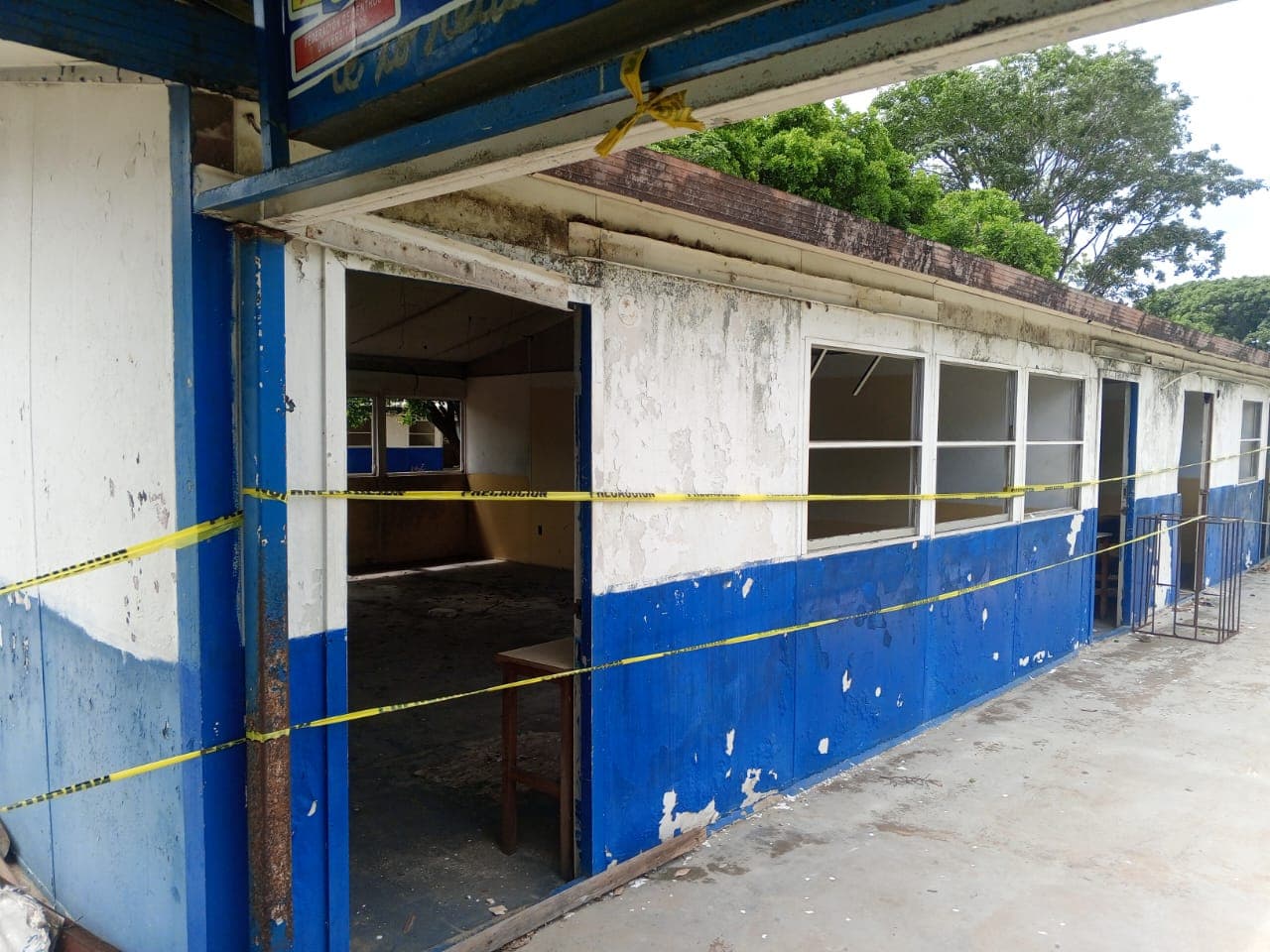 Universidad Experimental de Guayana sobrevive entre aulas cerradas y baños colapsados